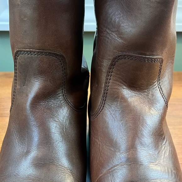 Frye Melissa Button Brown Leather Boots Size 8.5 Style 77168 Extended Calf - Picture 3 of 16